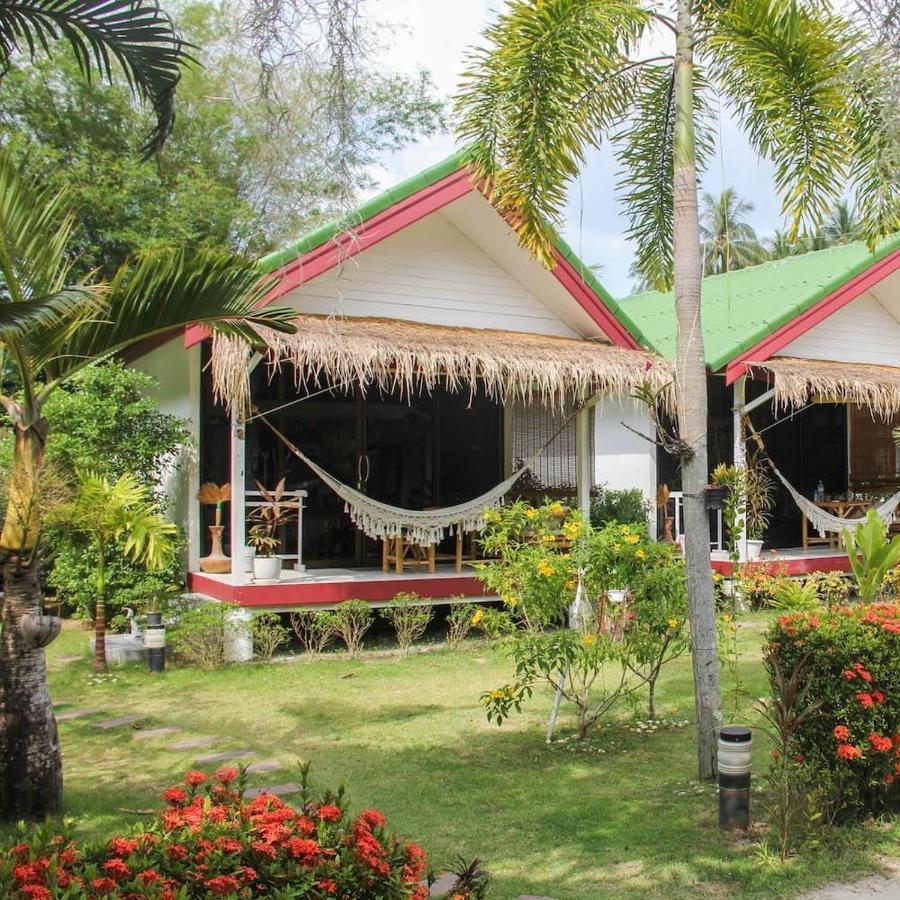 Tropicoco Beach Resort Koh Phangan Haad Yao Bagian luar foto